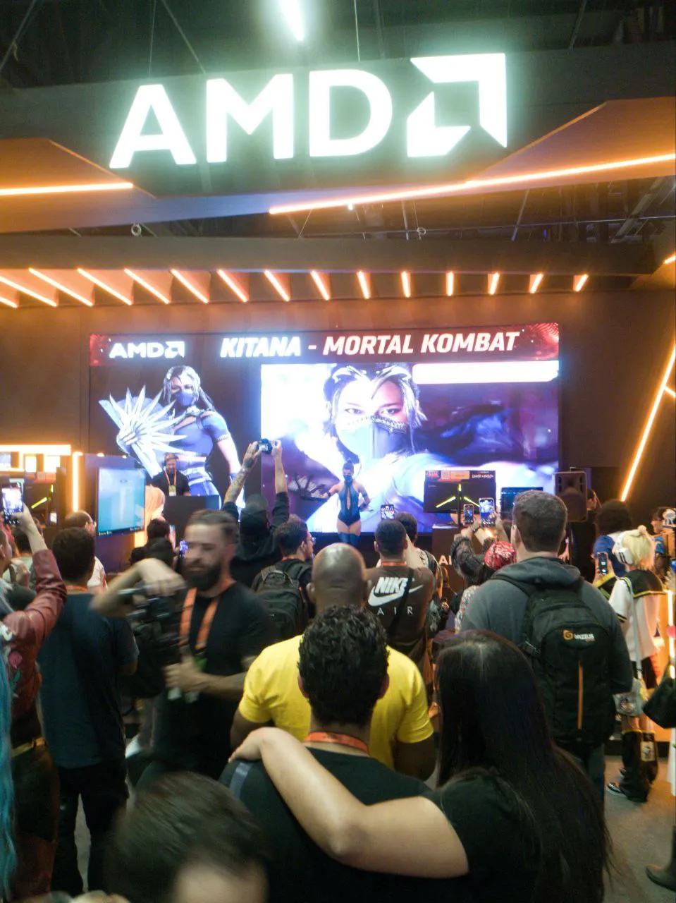 Gamescom Latam 2025 AMD cosplay